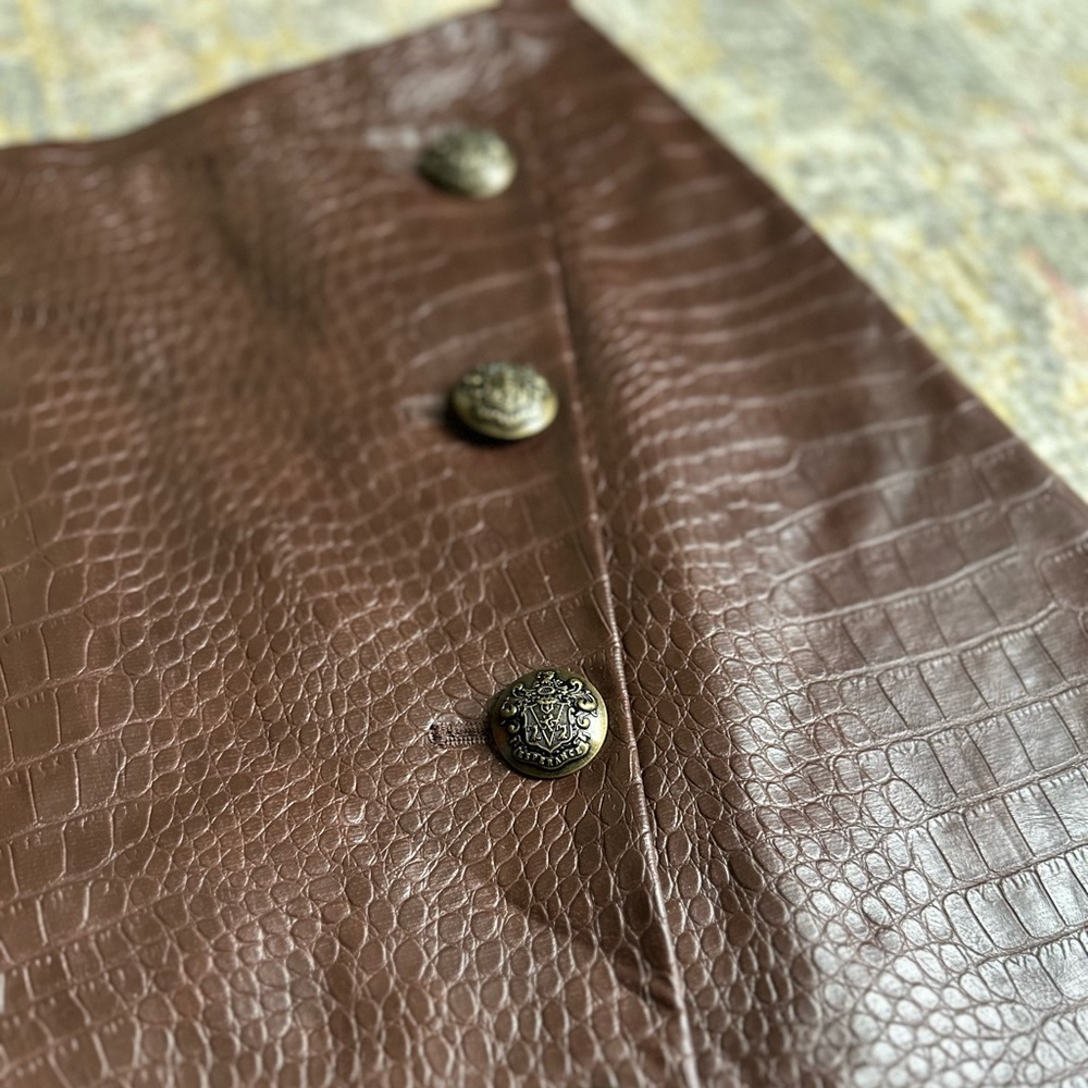 Veronica Beard Dinard Skirt Faux Crocodile Mini Skirt Size 4 Brass Buttons - Picture 5 of 13